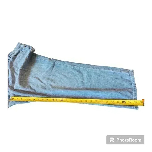 LRL Lauren Jeans Co. Women's Light Wash Cropped Boyfriend Fit Jeans, Size 16W - Picture 8 of 11